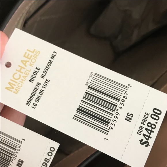 New Michael Kors large shoulder Nicole tote - Picture 6 of 7